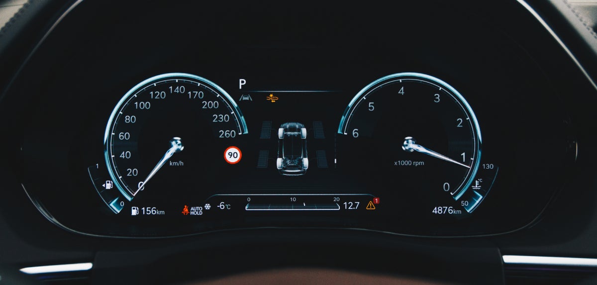 TPMS (Tyre Pressure Monitoring System) with temperature measurement monitoring.
