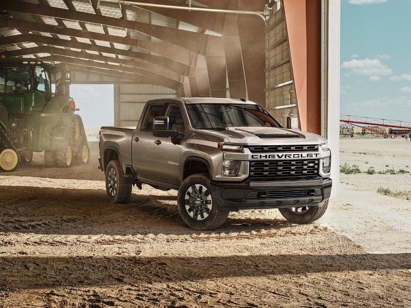 Outfit your new 2023 Chevrolet Silverado HD with all it needs near Marion OH