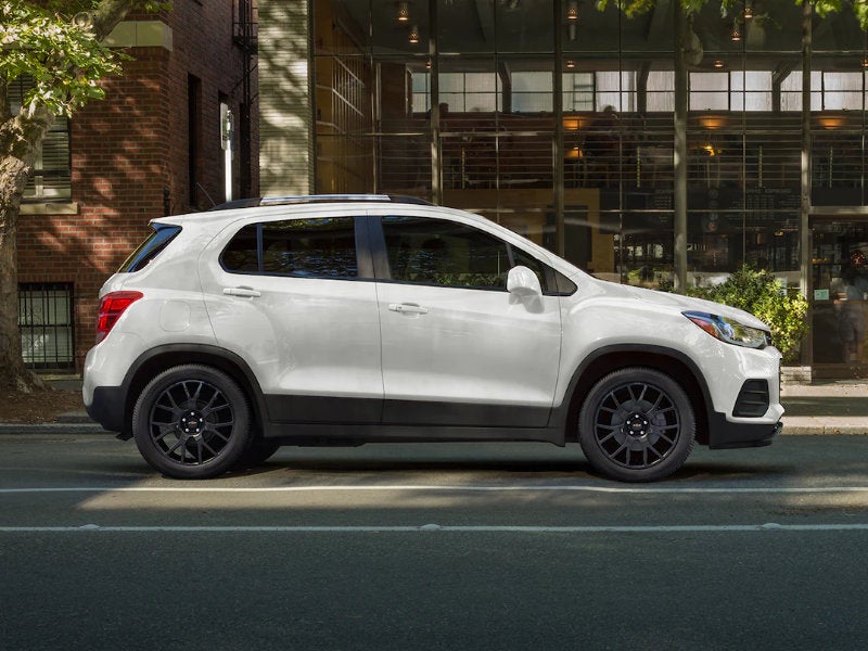A 2022 Chevrolet Trax has room for the family near Mansfield OH