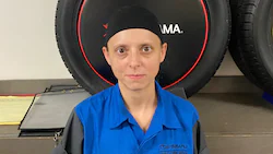 Amanda Ellis, Express Technician
