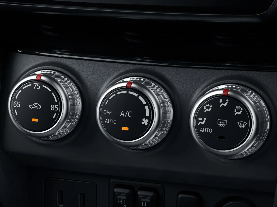 2022 Mitsubishi Outlander Sport automatic climate control
