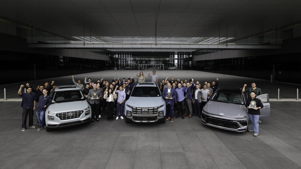 The JD Power team presents 2026 U.S. IQS trophies to Hyundai Motor North America’s Quality and Product Planning teams in Fountain Valley, CA.