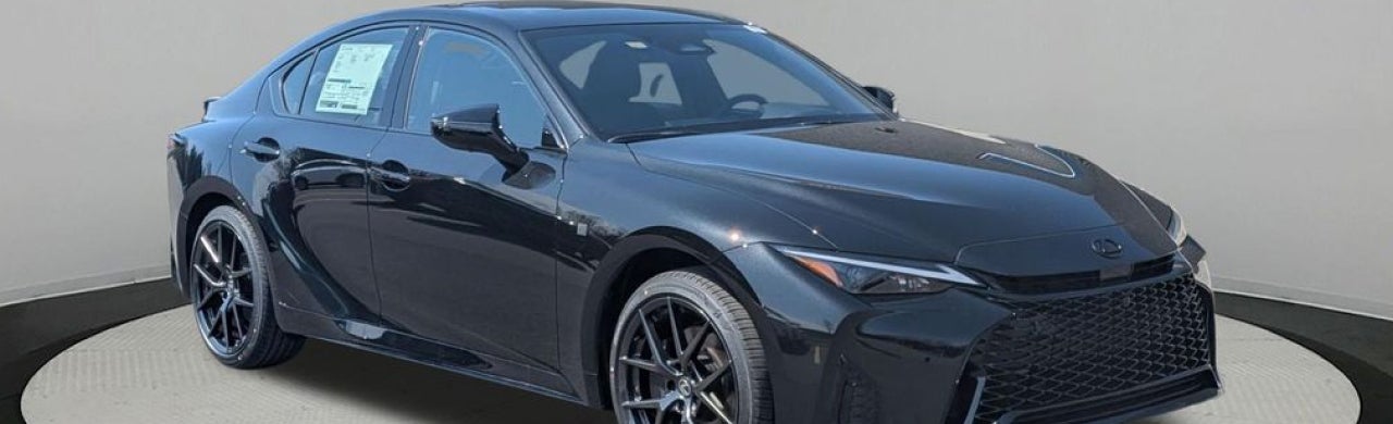 Lexus IS