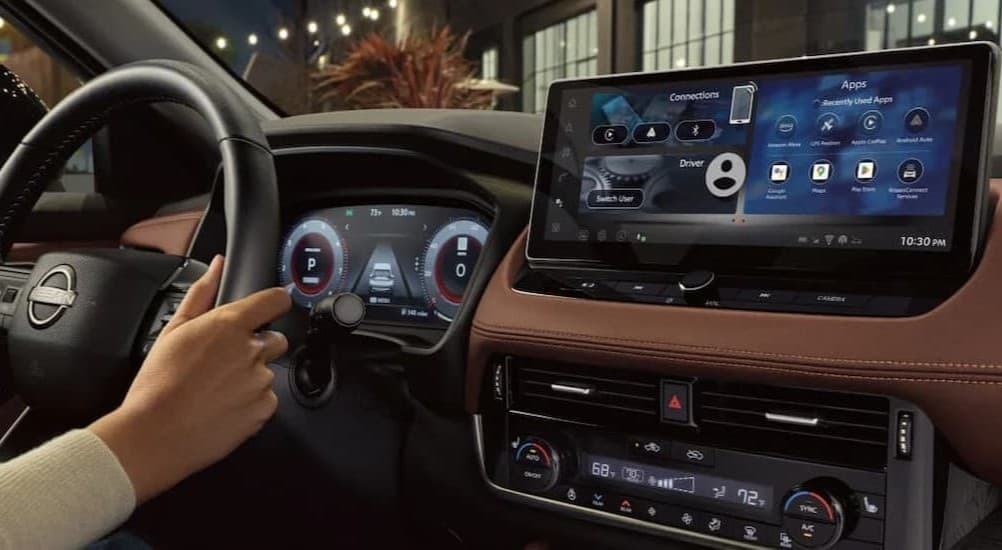 Black and brown dash in a 2026 Nissan Rogue.