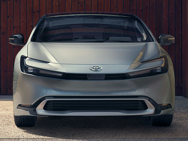 The front of a silver Toyota Prius