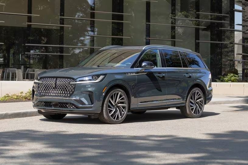 2025 lincoln aviator SUV black label