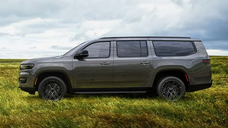 2023 Wagoneer05