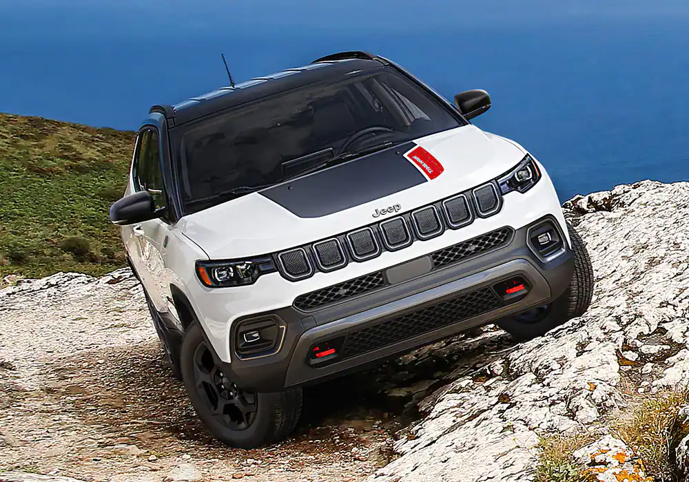 2023 Jeep Compass AARTICULATION
