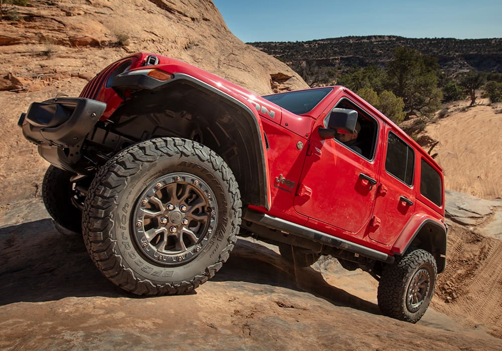 2023 Jeep Wrangler traction control modes