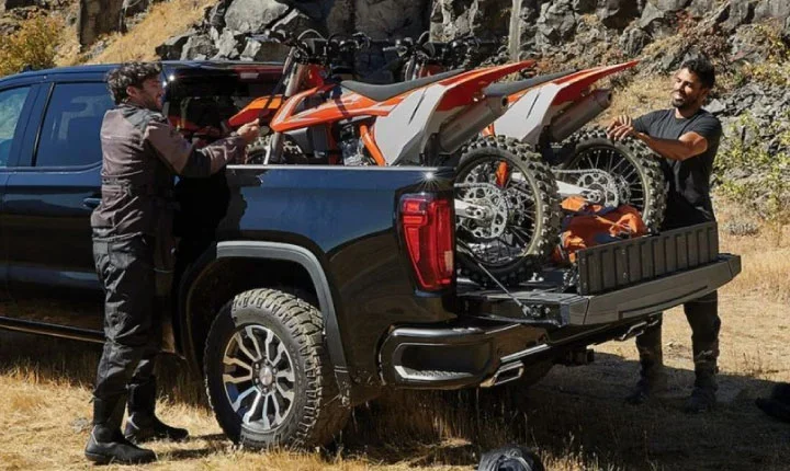 GMC Multipro Tailgate