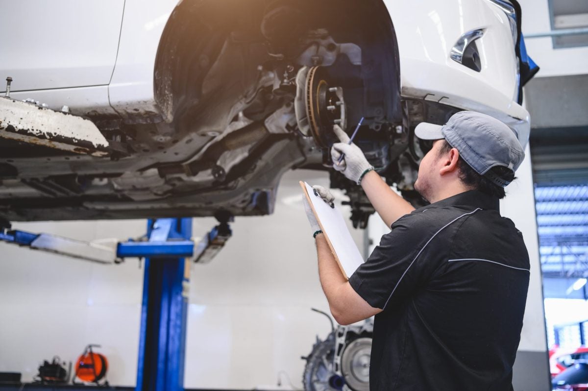 How to inspect brakes