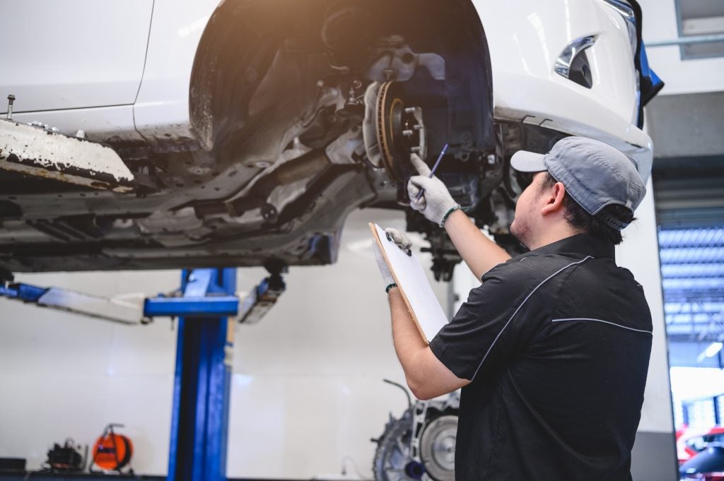 How to inspect brakes