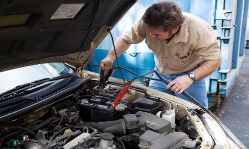 Hooking up a battery to jumper cables