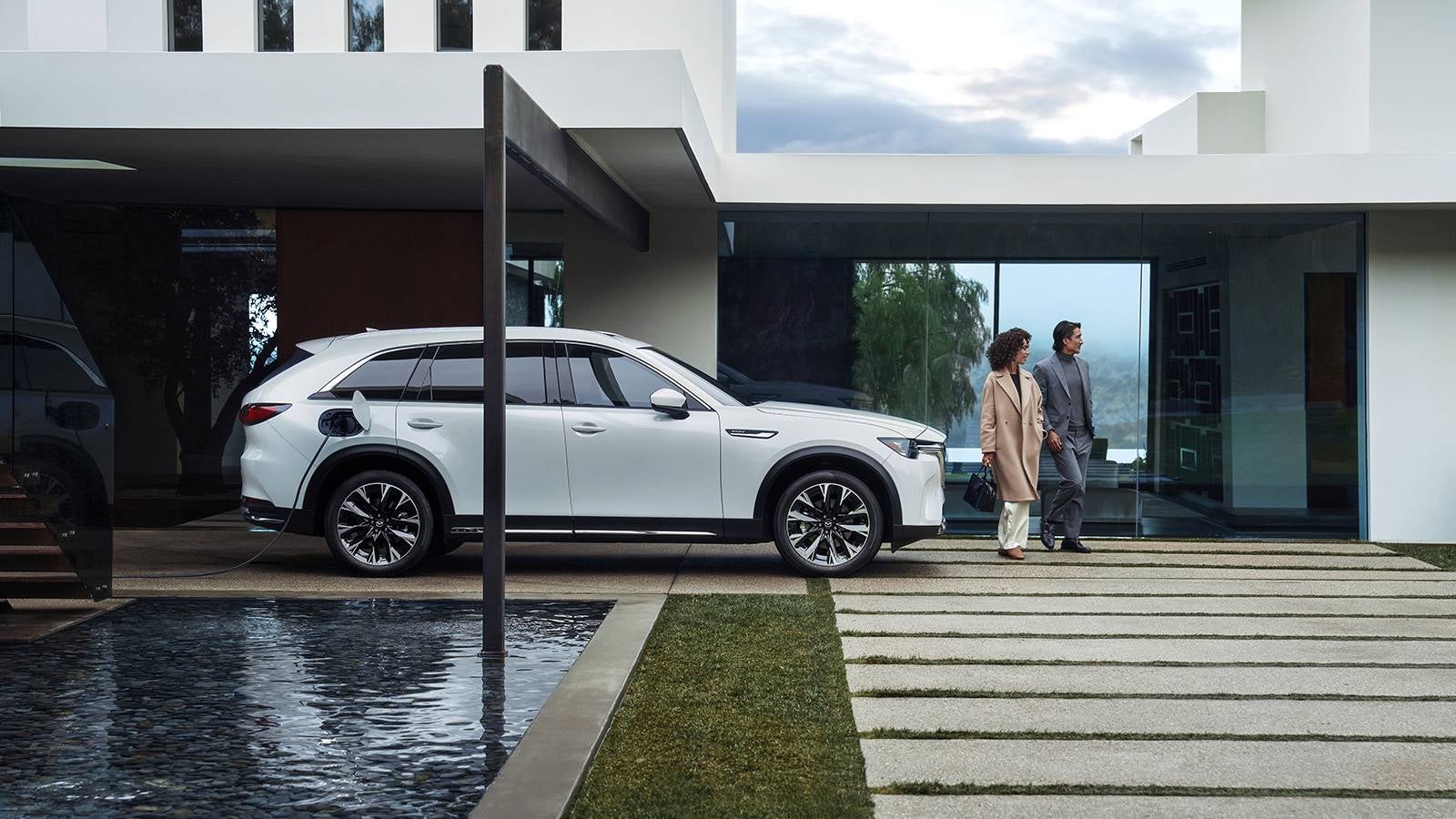 2024-mazda-cx-90-phev-plugged