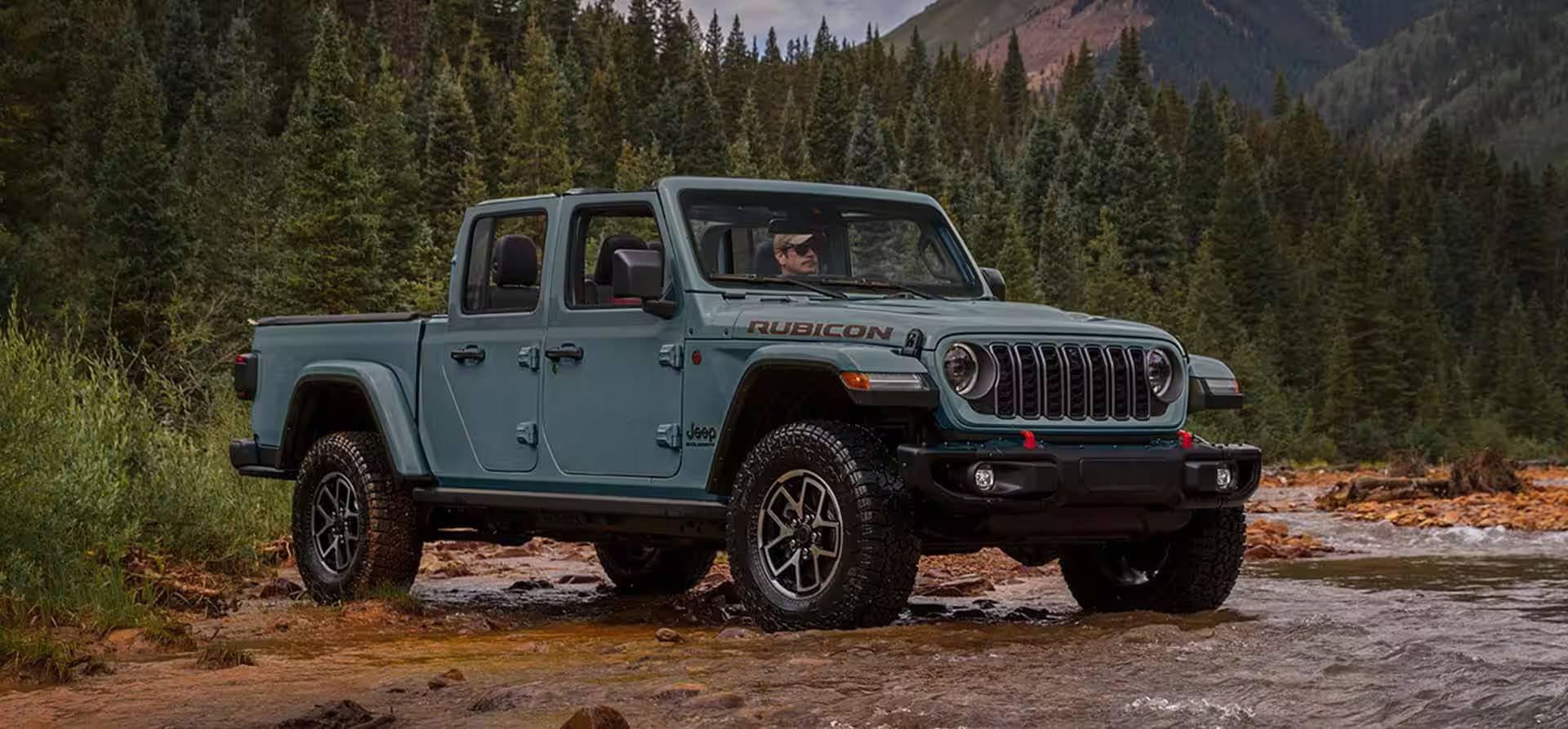 2025 Jeep Gladiator outdoors