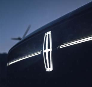 Illuminated Lincoln Star