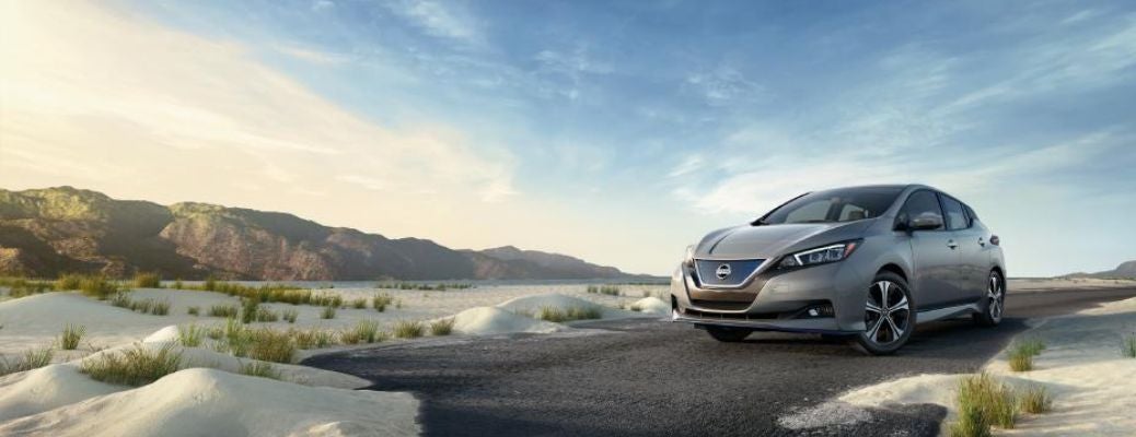 Front quarter view of the 2022 Nissan LEAF