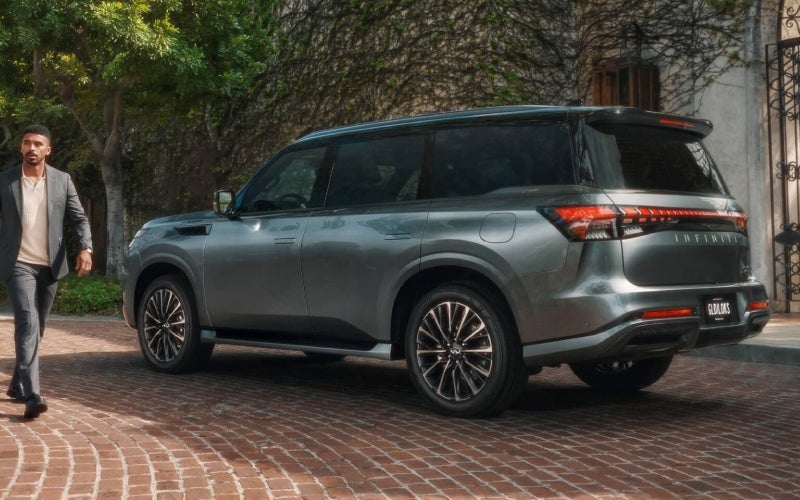 Smarter Highway Driving with ProPILOT Assist 2.1 in the 2027 INFINITI QX80 around Ann Arbor, MI