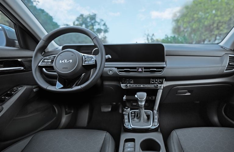 Dashboard View of the 2024 Kia Seltos