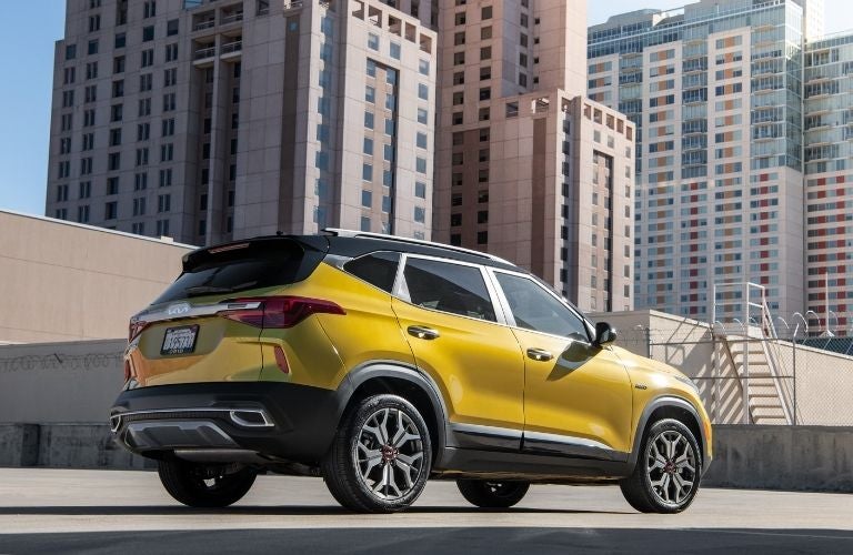 2020 Kia Seltos side view
