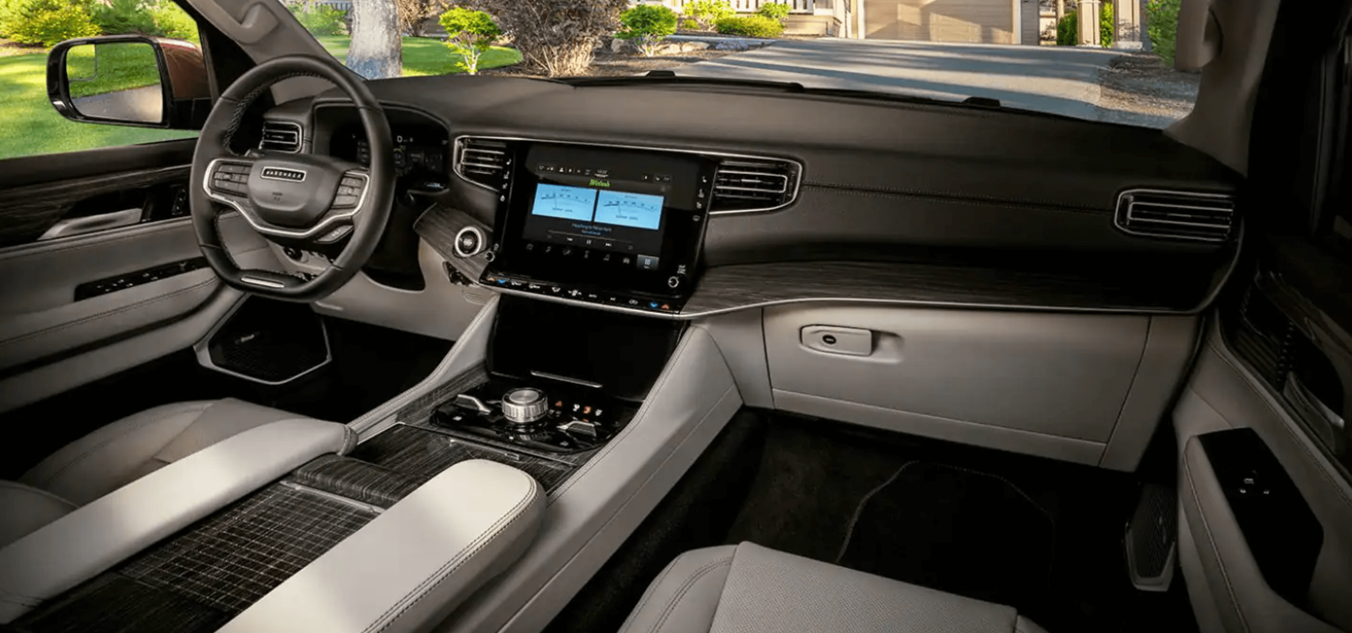 Interior of the 2022 Wagoneer