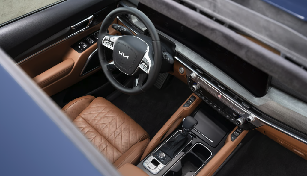 Kia Telluride dashboard with digital display and steering wheel