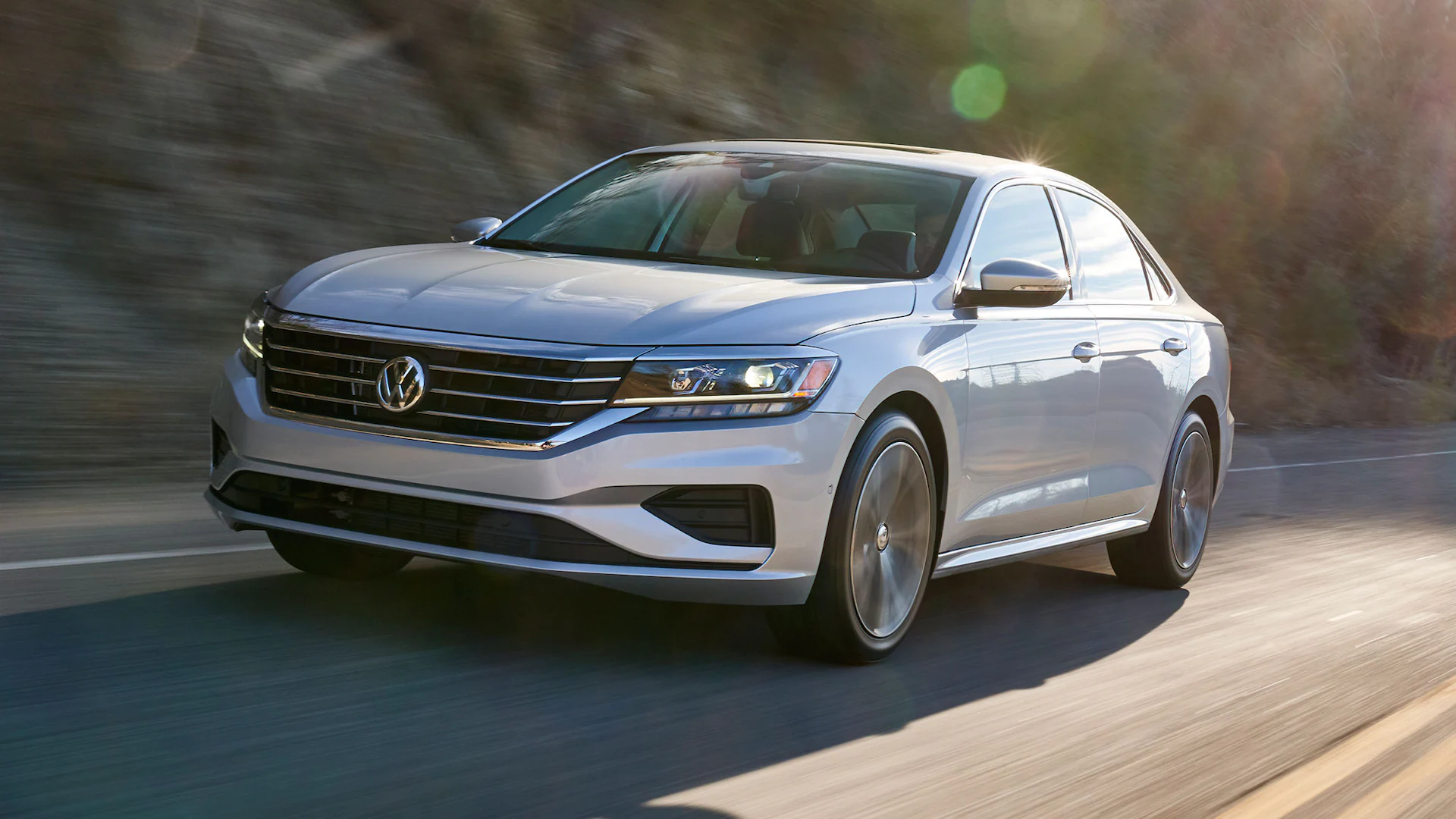 2020-Volkswagen-Passat-21-1
