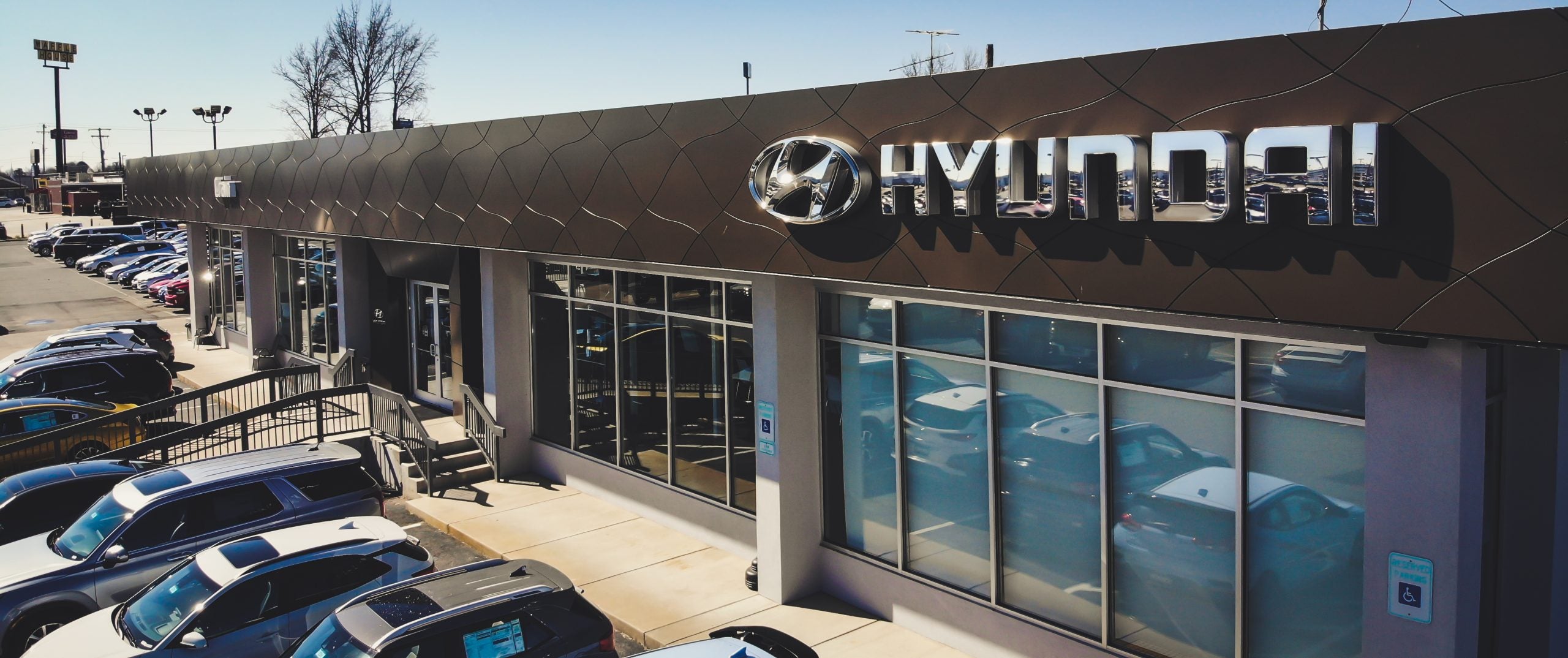 Chris Crain Hyundai in Conway, AR