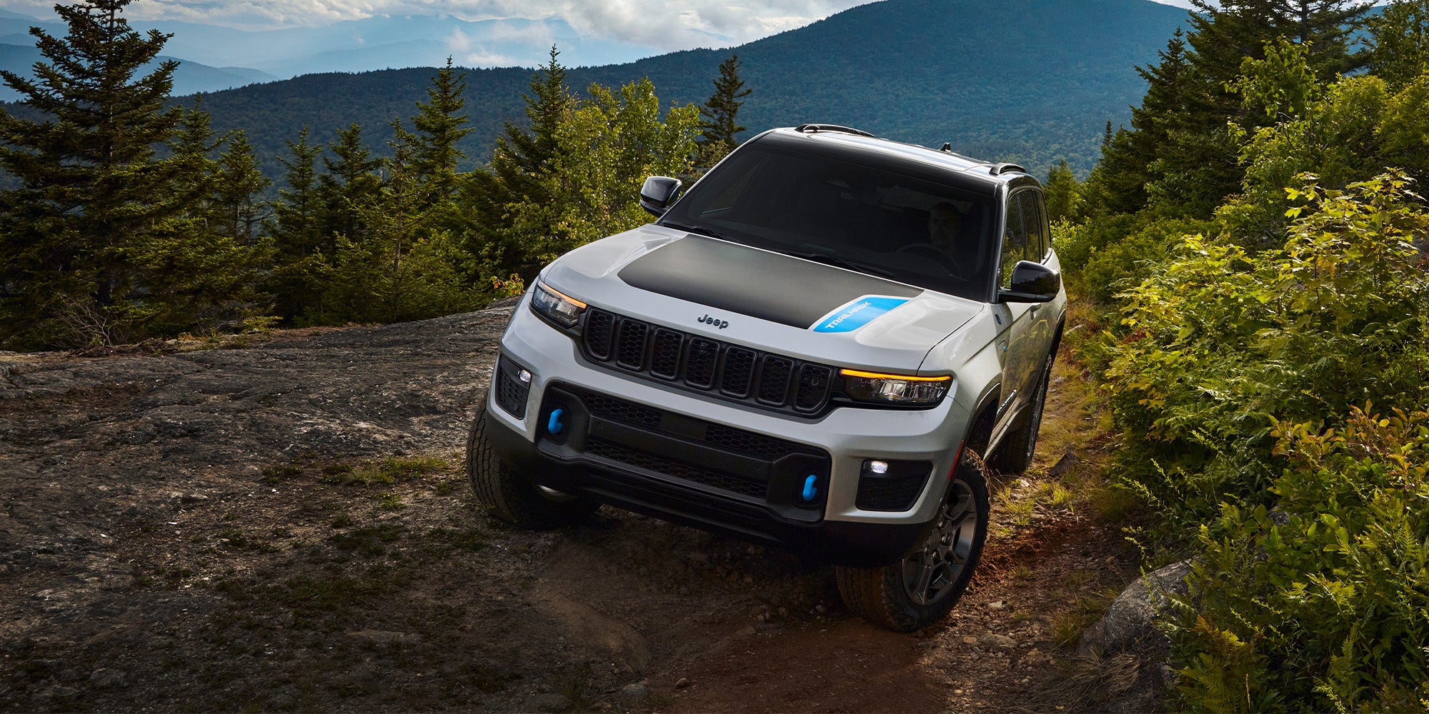 How Many Miles Can the Jeep 4XE Go On Electric
