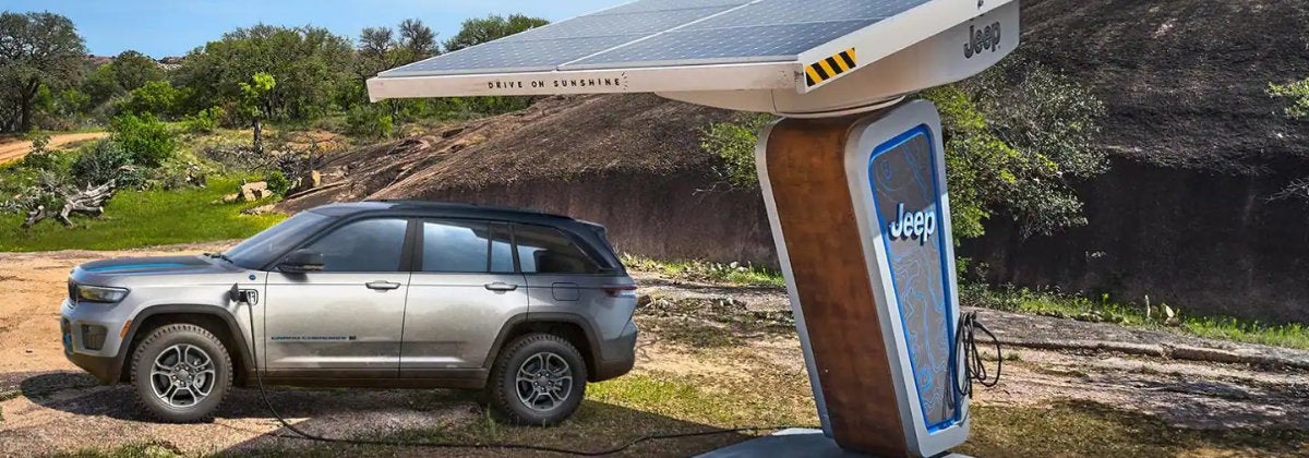 Galena IL Area 2023 Jeep Grand Cherokee 4xe