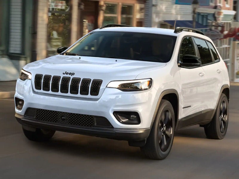Discover the new 2023 Jeep Cherokee near Dubuque IA