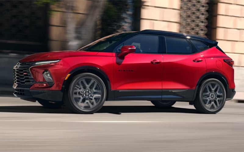 Experience the 2025 Chevrolet Blazer near Dubuque, IA