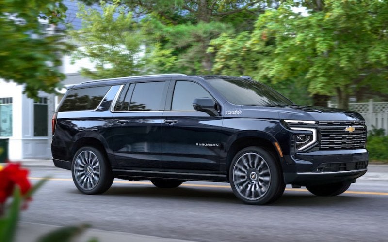 Unveiling the 2025 Chevrolet Suburban near Davenport, IA