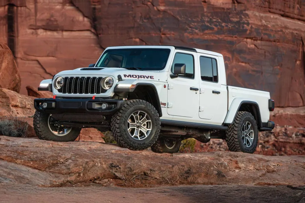2026 Jeep Gladiator-min