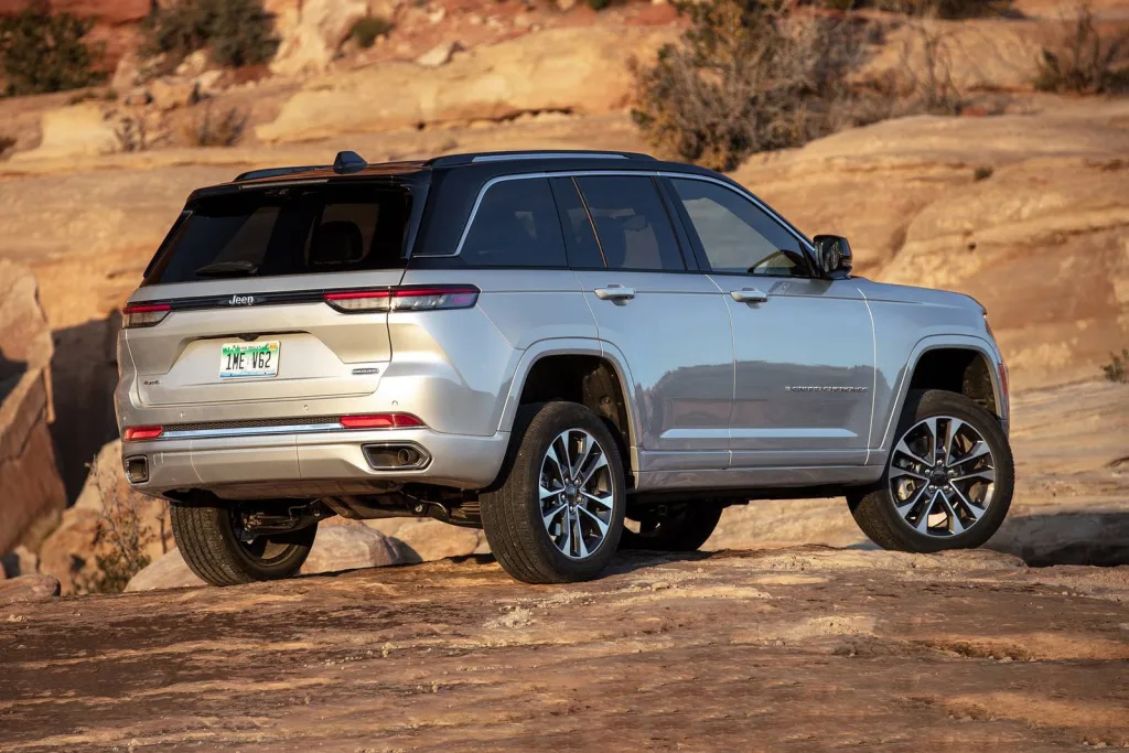 2025_jeep_grand-cherokee_4dr-suv_overland