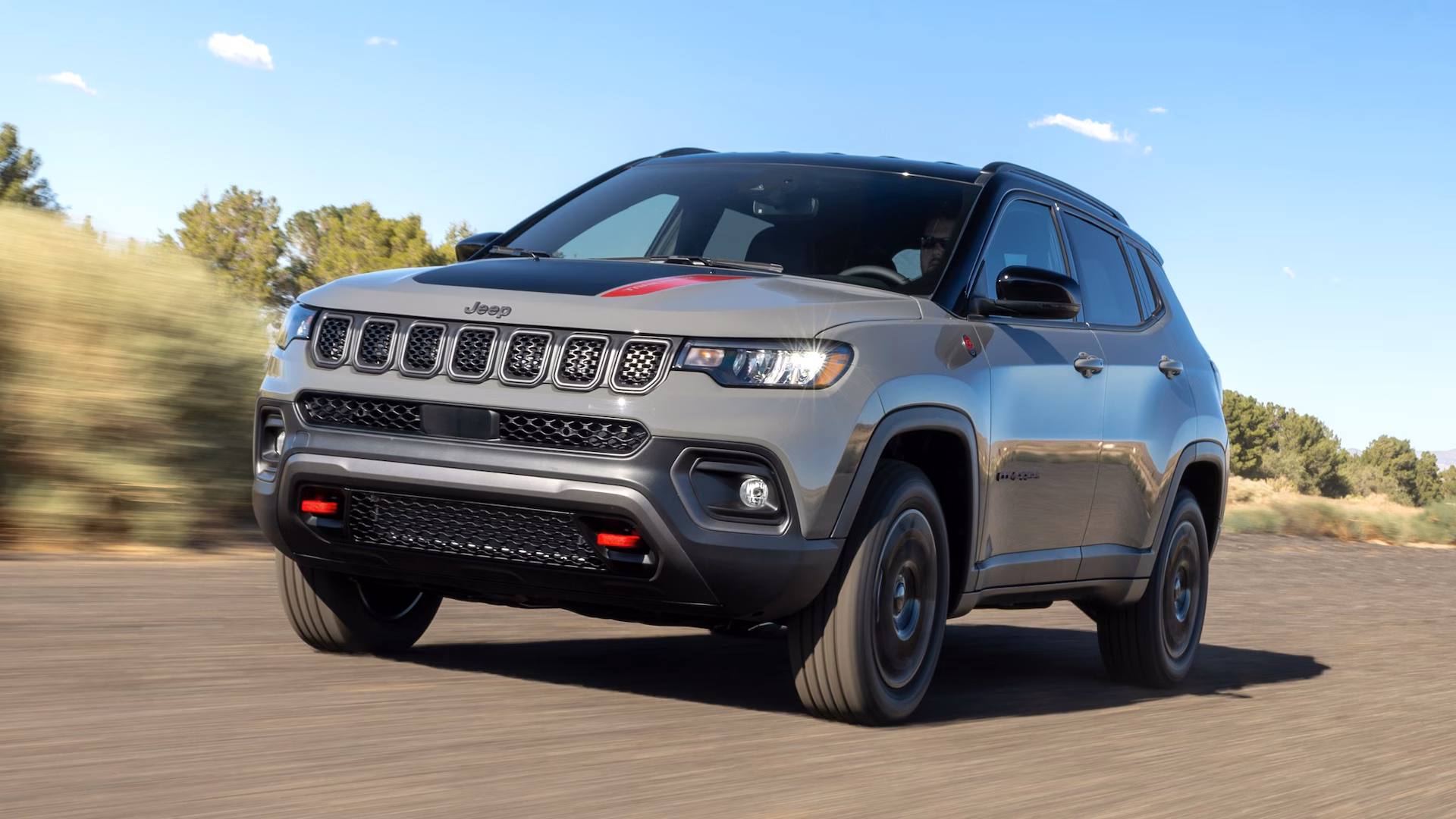 Does 2025 jeep compass sport have remote start