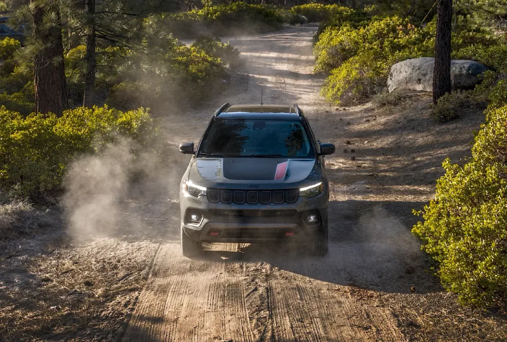 Jeep Compass 24