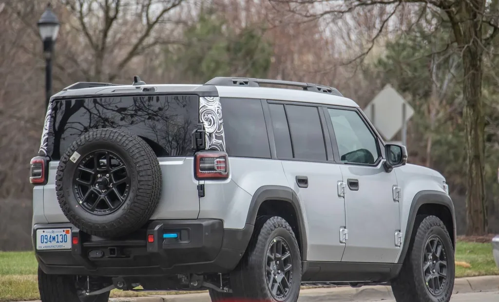 jeep-recon-exterior