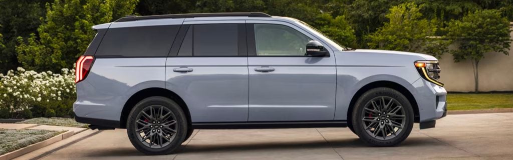 a light blue-gray 2025 Ford Expedition Max SUV as seen from the passenger side is parked in Belleville, IL