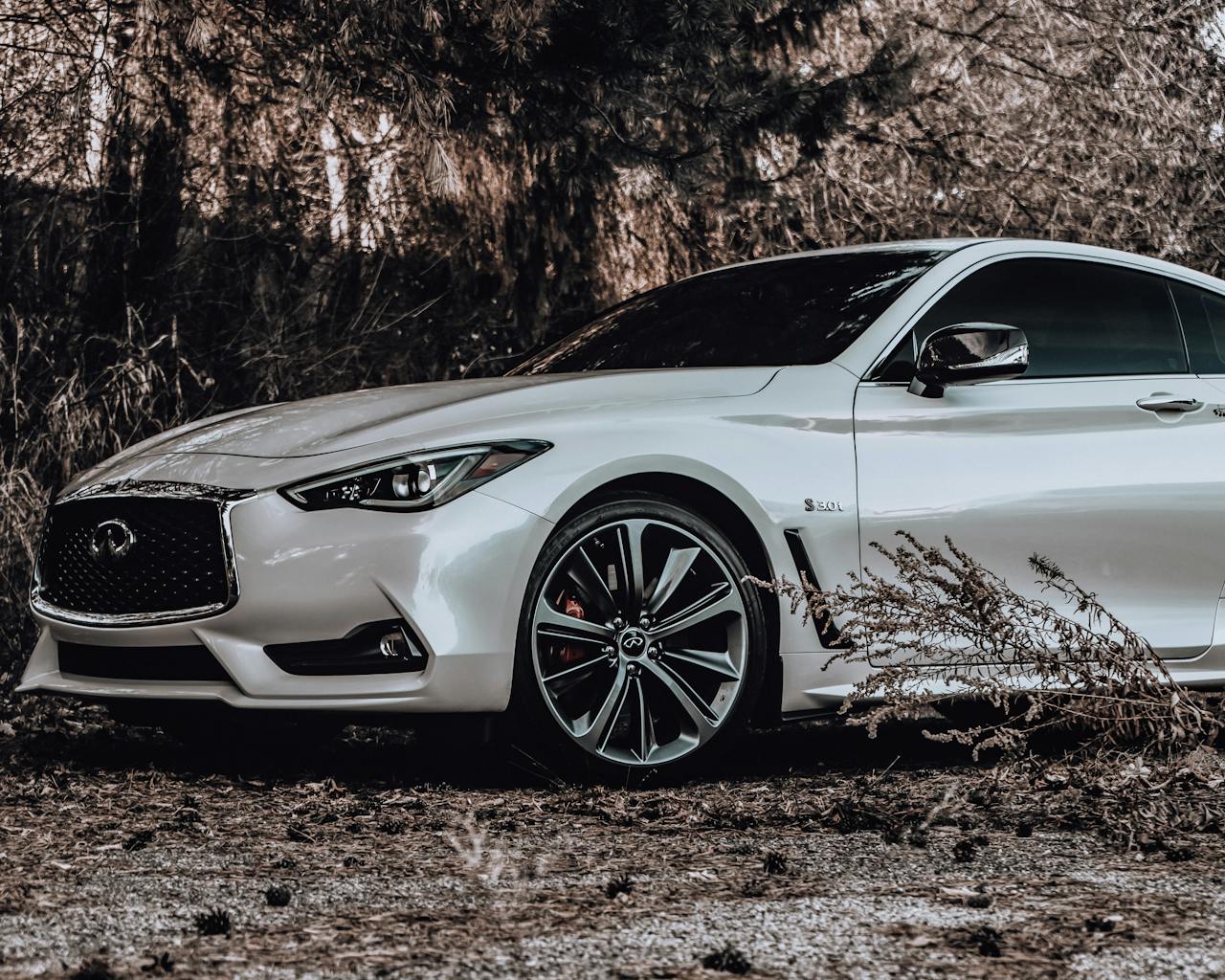 INFINITI Car