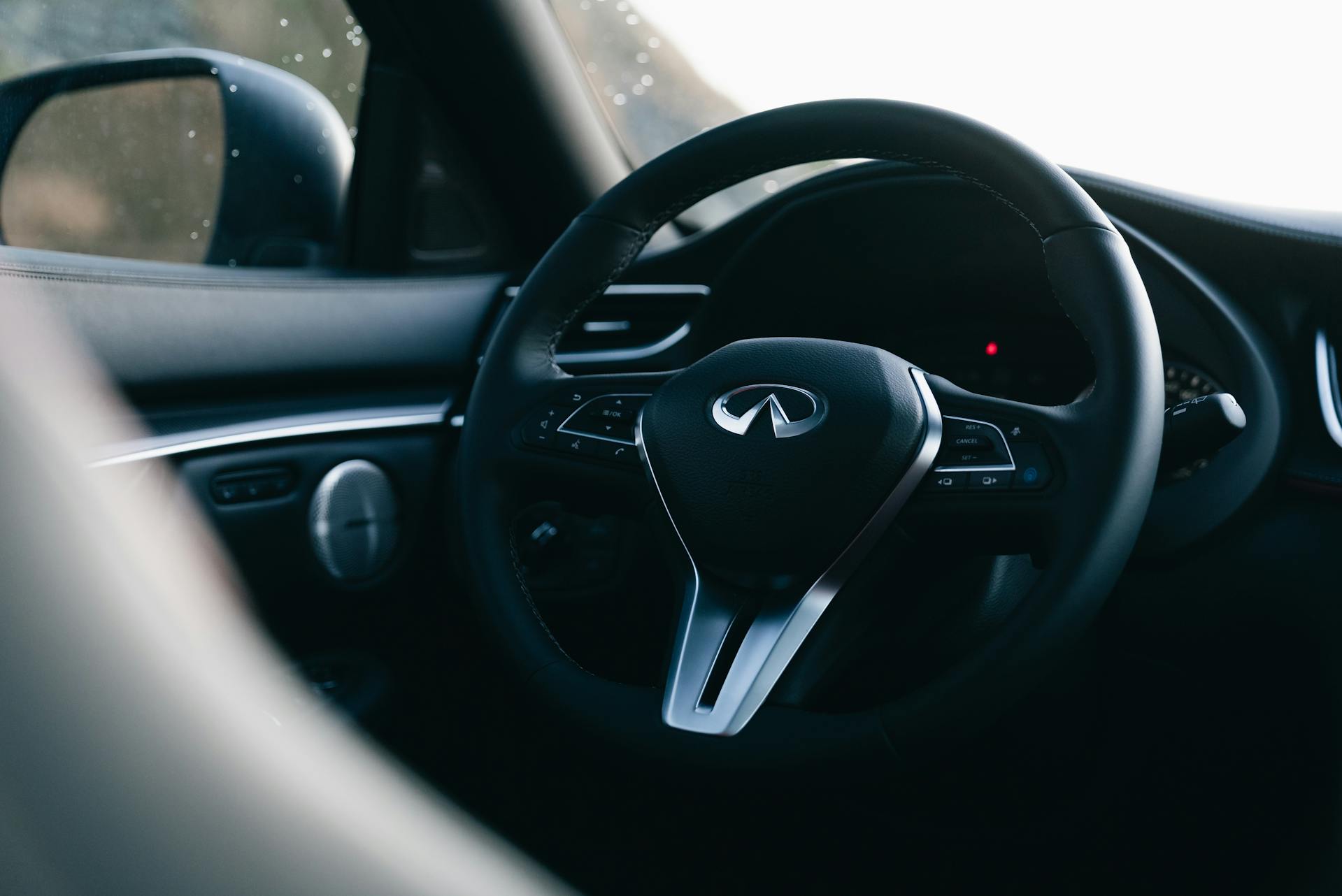 INFINITI
