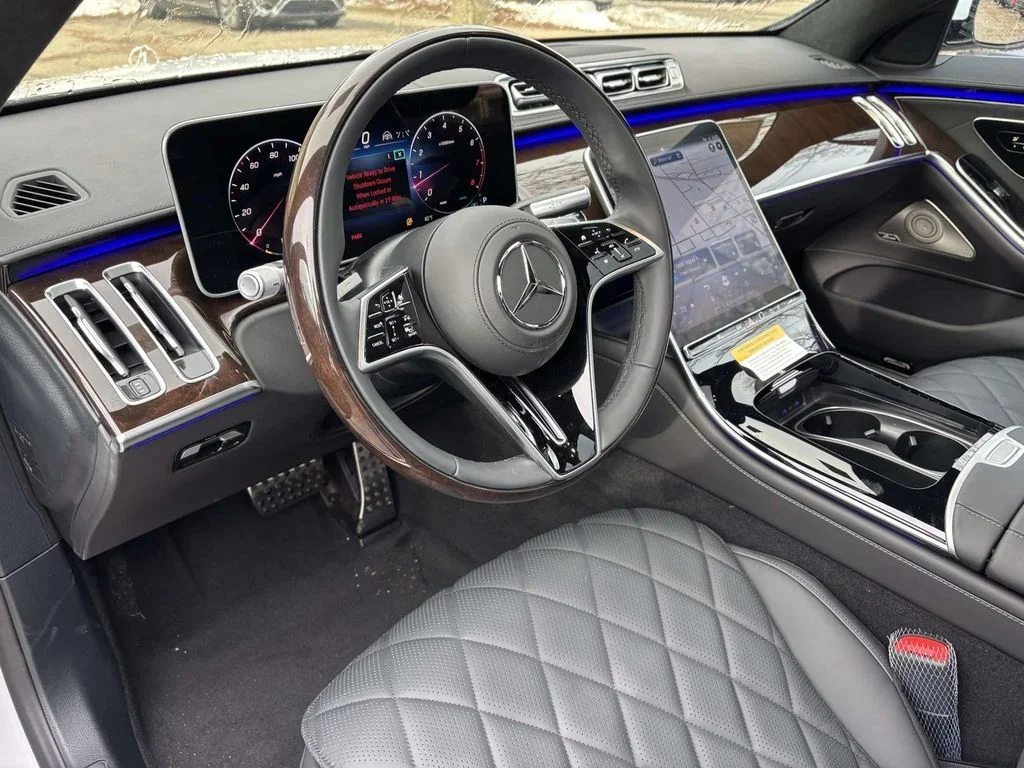 Inteior of a Mercedes Benz S580