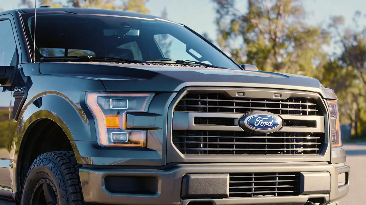 Benton Ford Service Center technicians working on vehicles