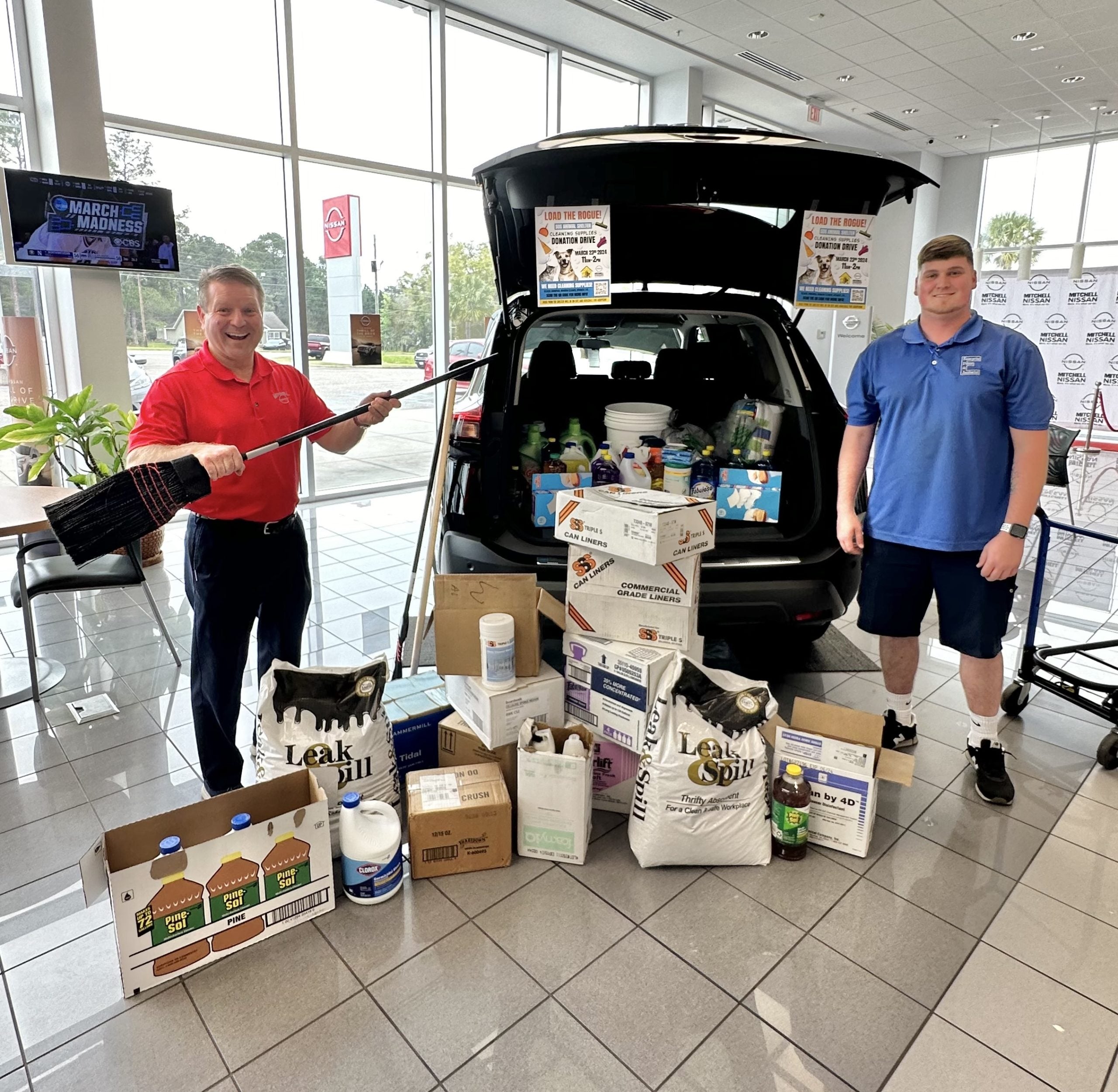 Mitchell Nissan Load the Rogue Event for the SOS Animal Shelter
