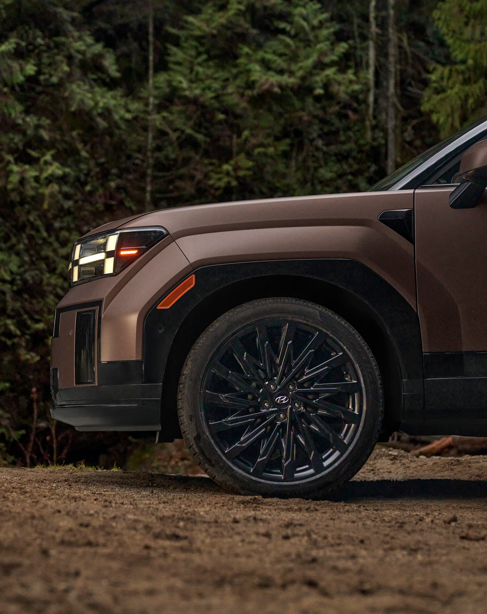 Hyundai Santa Fe vs. Kia Sorento Comparison