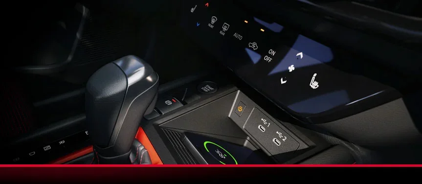 TECHNOLOGY: DIGITAL DISPLAY, BOSE PREMIUM AUDIO SYSTEM & MORE