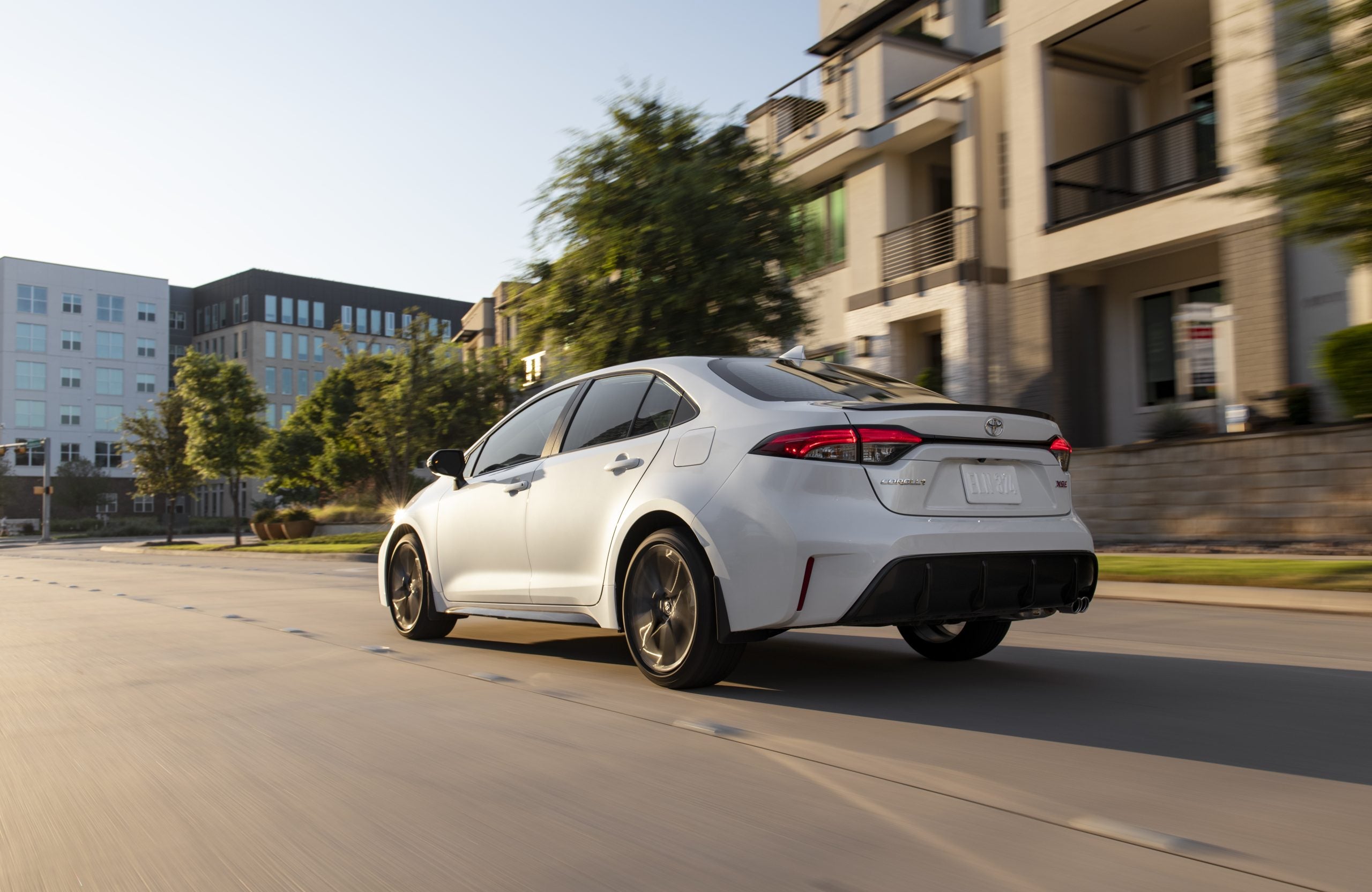corolla hybrid