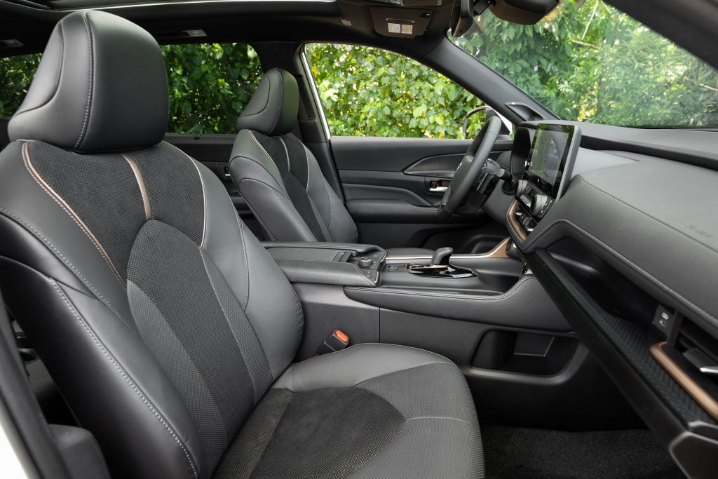 4Runner vs. Grand Highlander: Interior