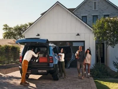 Toyota Land Cruiser Cargo