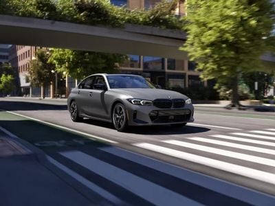 2025 BMW 330i Performance Feature